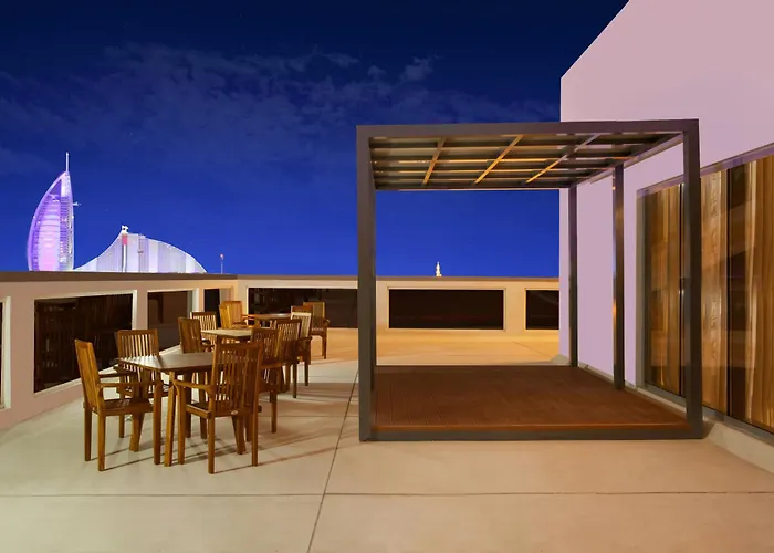 Lemon Tree Hotel, Jumeirah Dubai